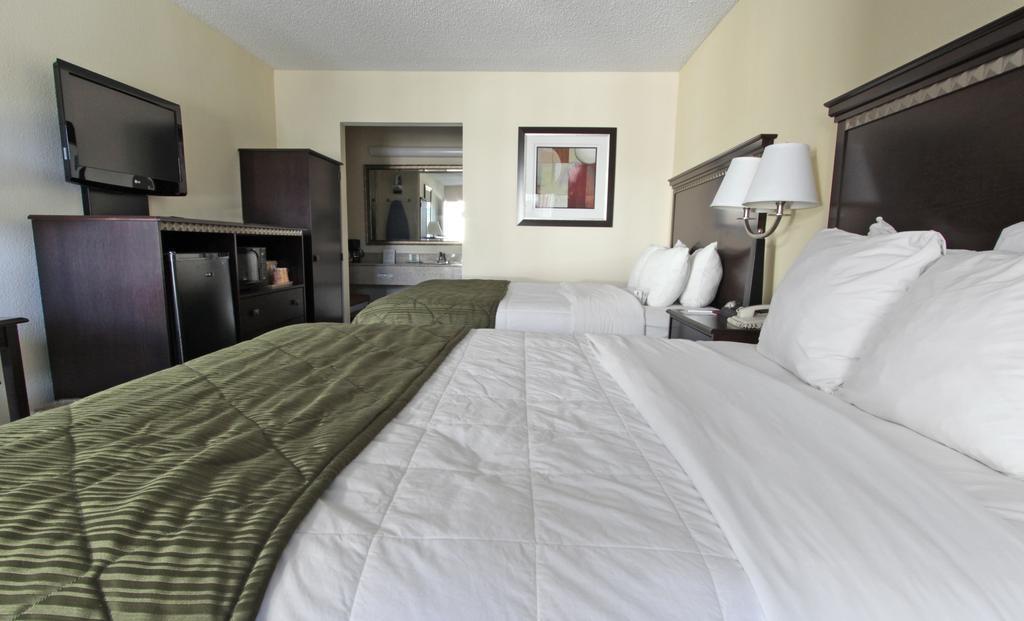 Quality Inn & Suites Greenville - Haywood Mall Extérieur photo