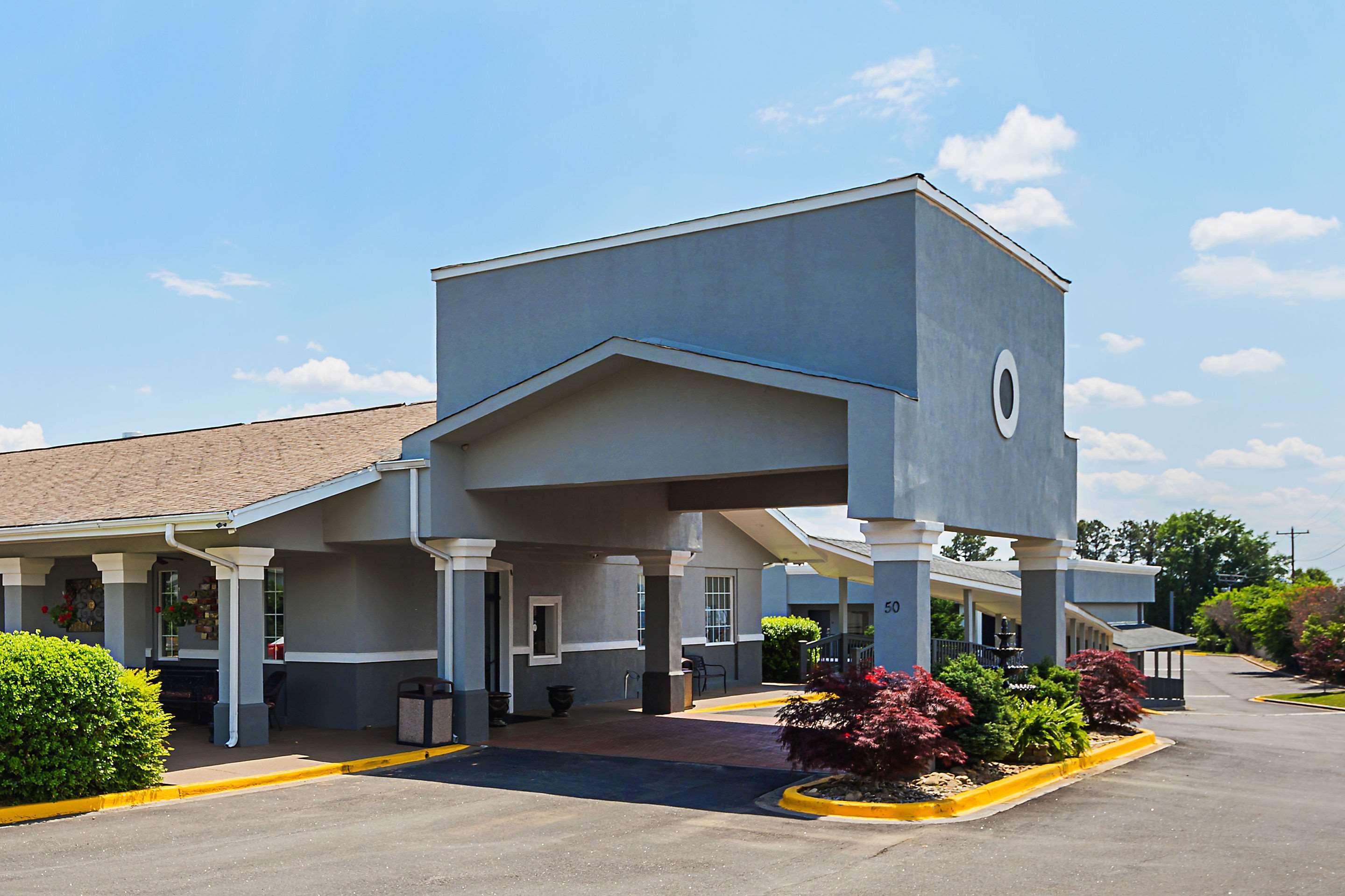 Quality Inn & Suites Greenville - Haywood Mall Extérieur photo