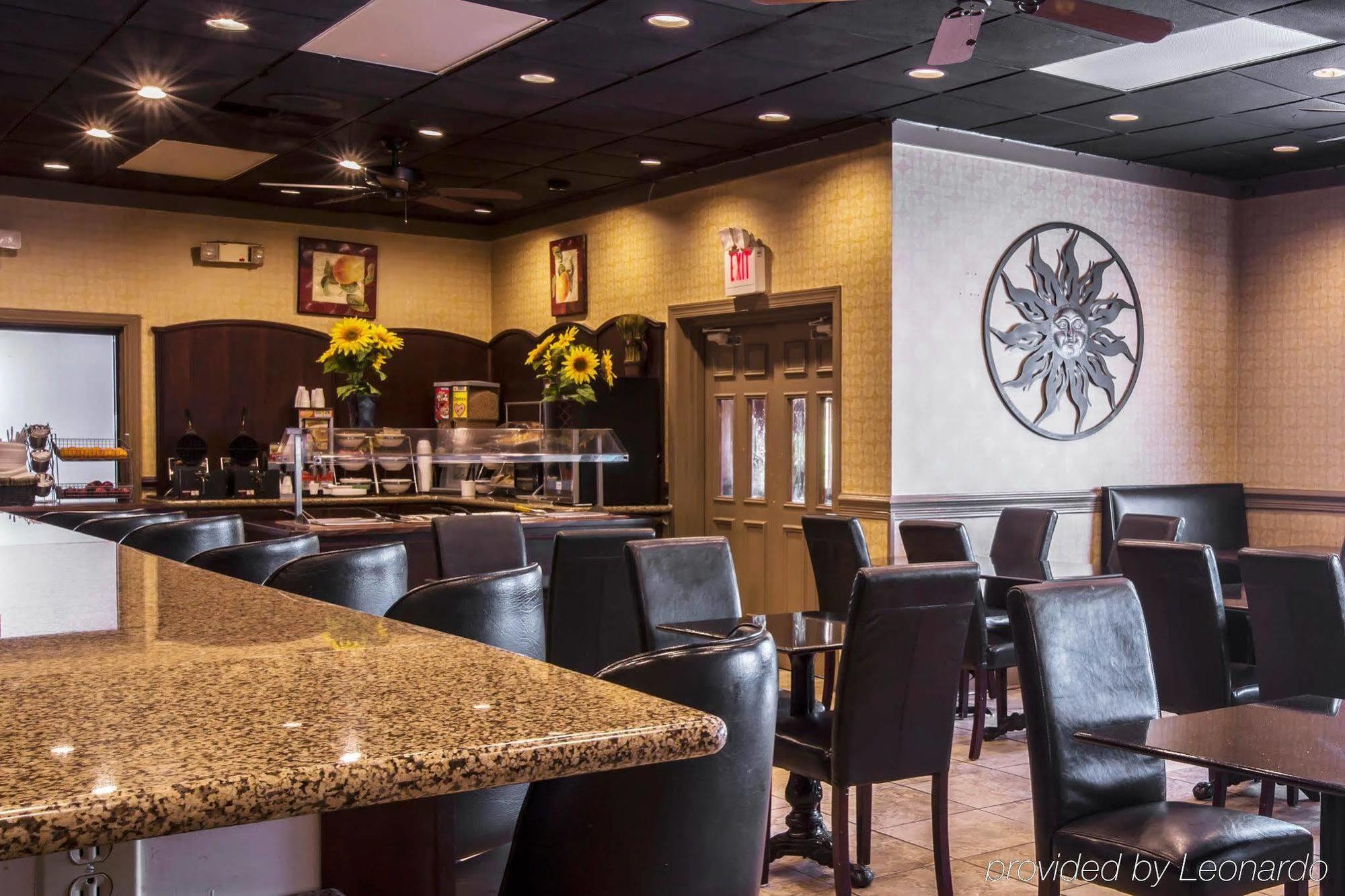 Quality Inn & Suites Greenville - Haywood Mall Extérieur photo